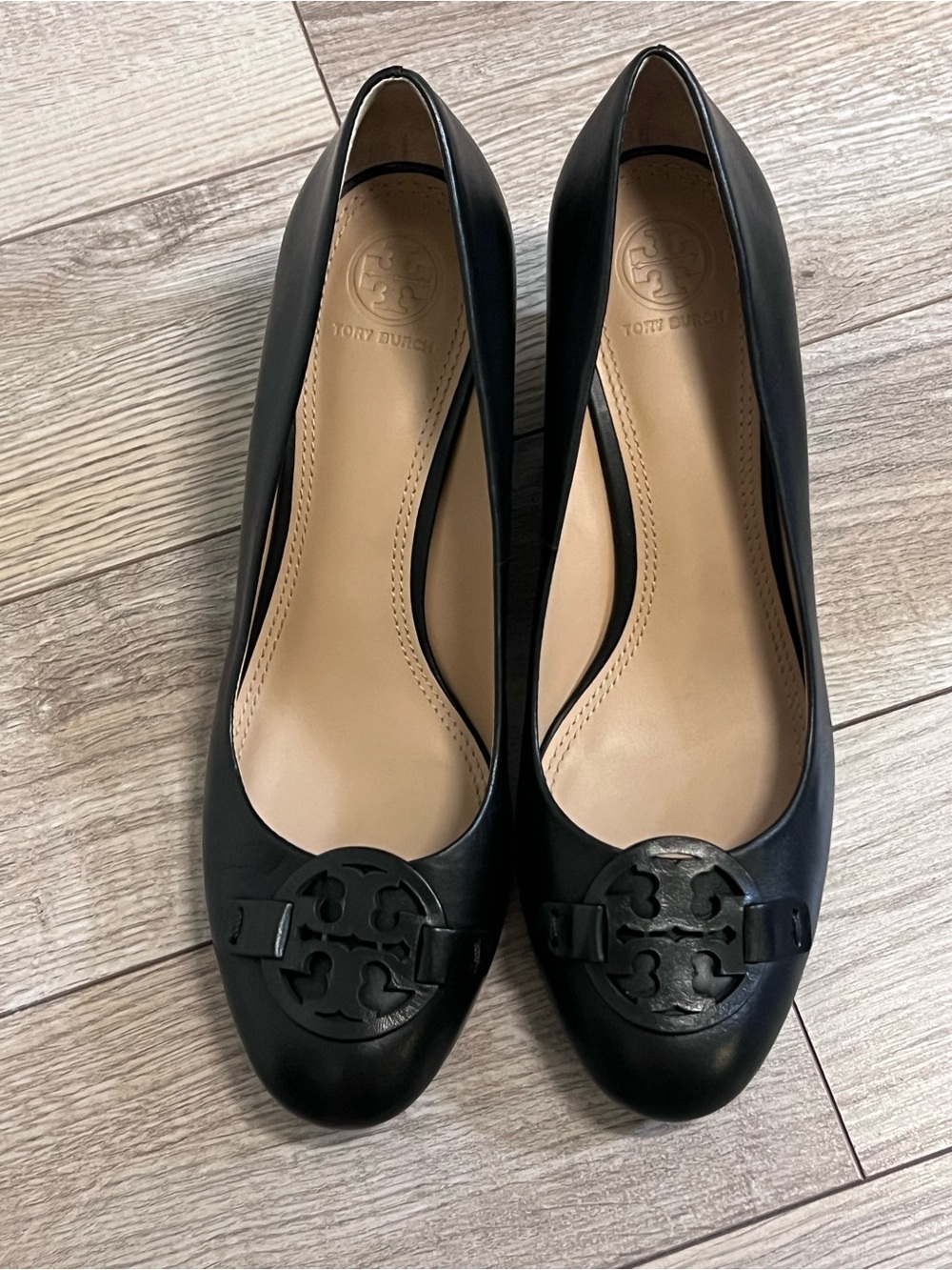 Tory Burch Miller Black Wedge, Leather with Black Logo Size 9.5 - Like  New